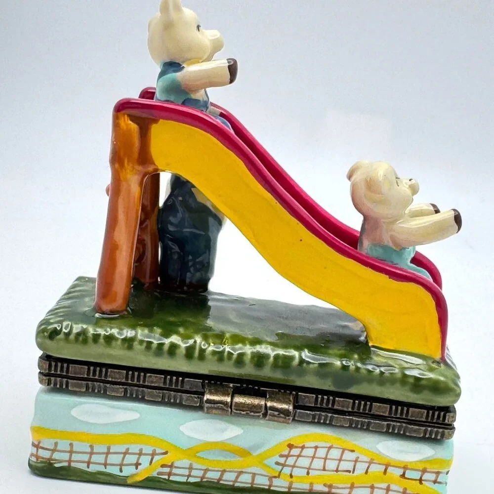The Three Little Sliding Pigs Hinged Trinket Box Piglet Figure 2 3/4